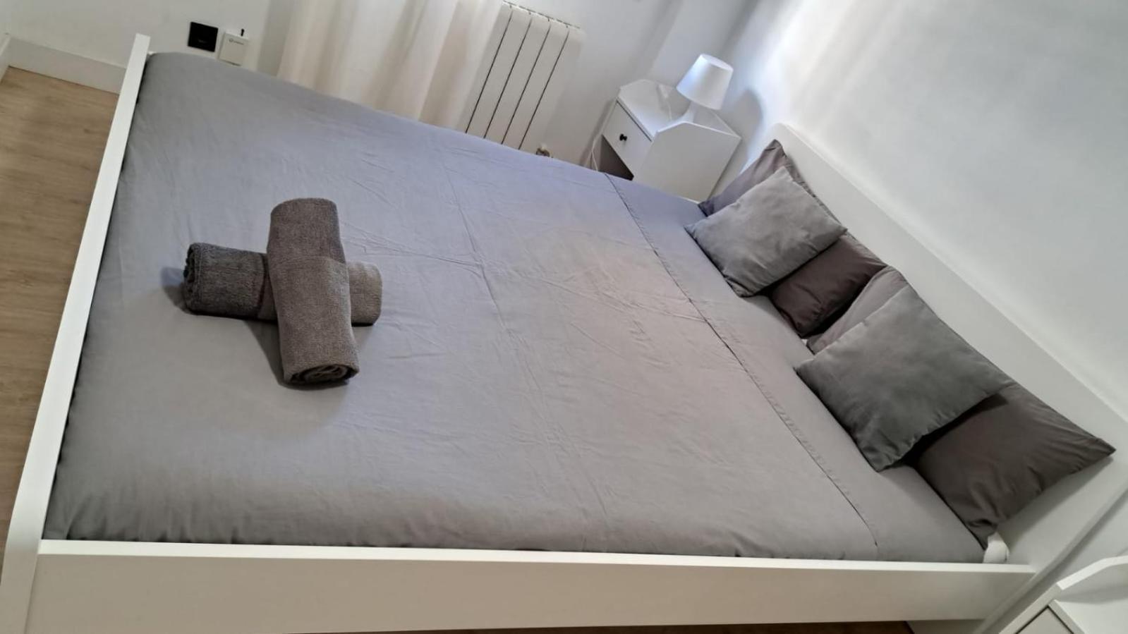 Apartamentos Garnacha 2 Totalmente Reformado Zaragoza Ngoại thất bức ảnh